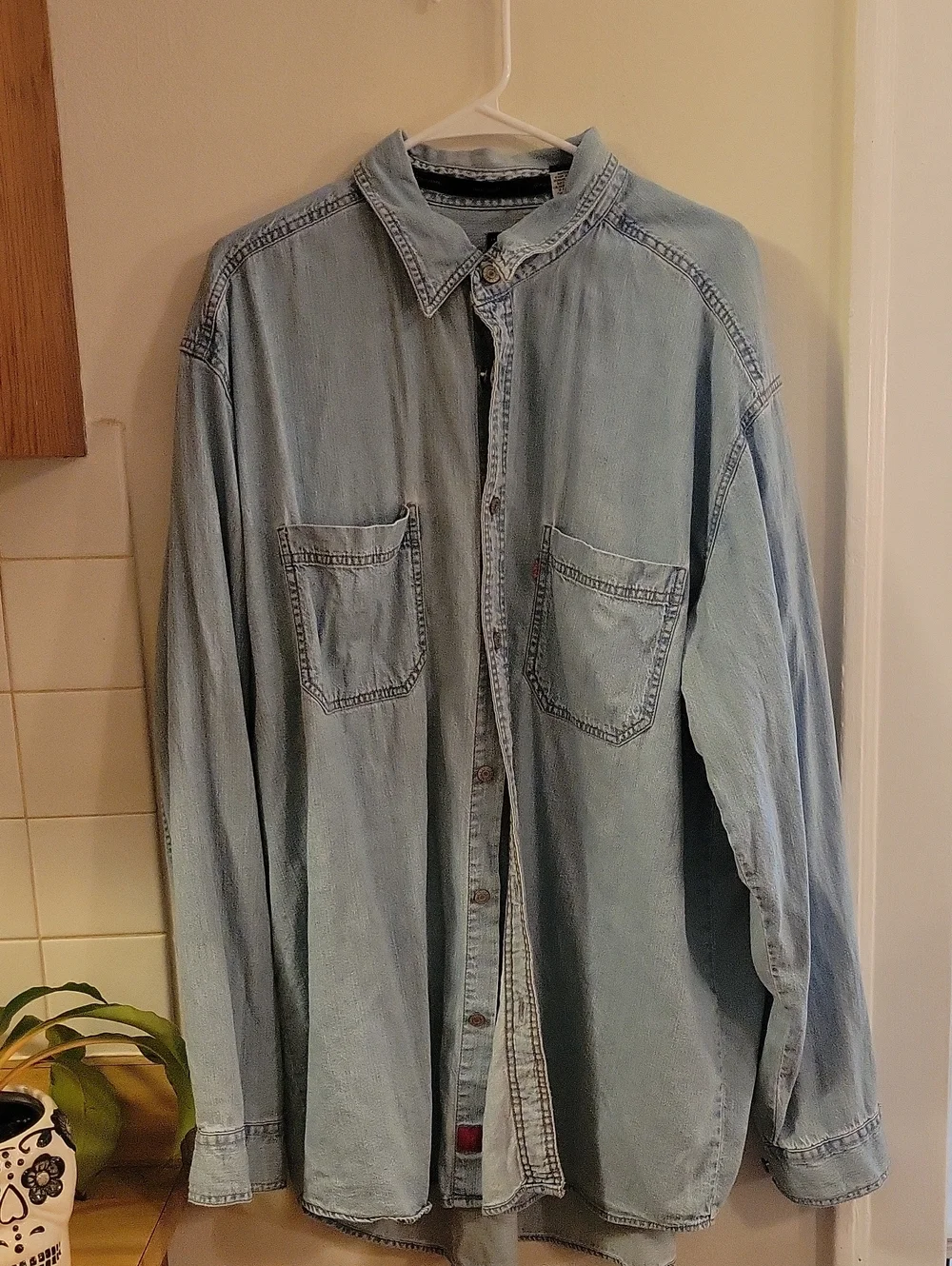 Levis Red Tab Denim Button UP xL